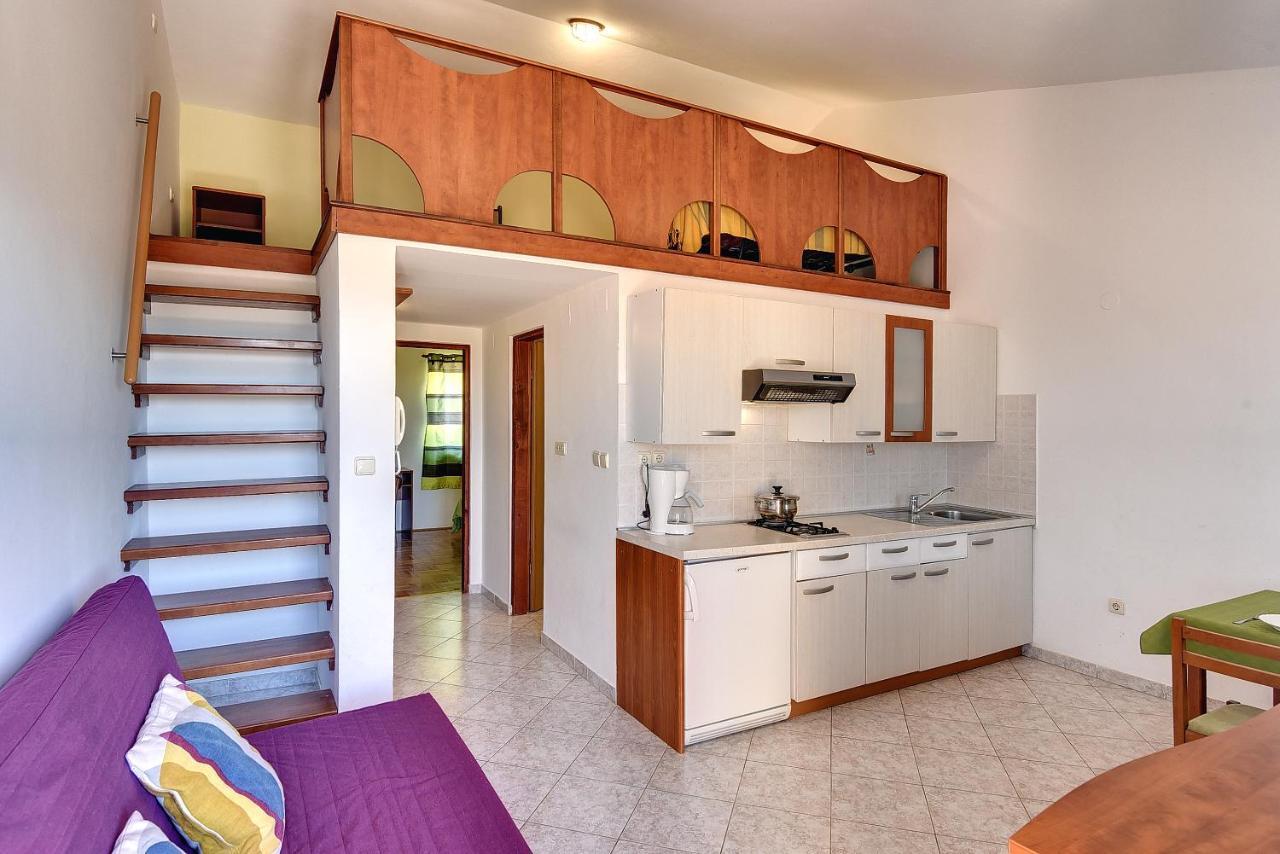 Apartments Ulika Medulin Exterior photo